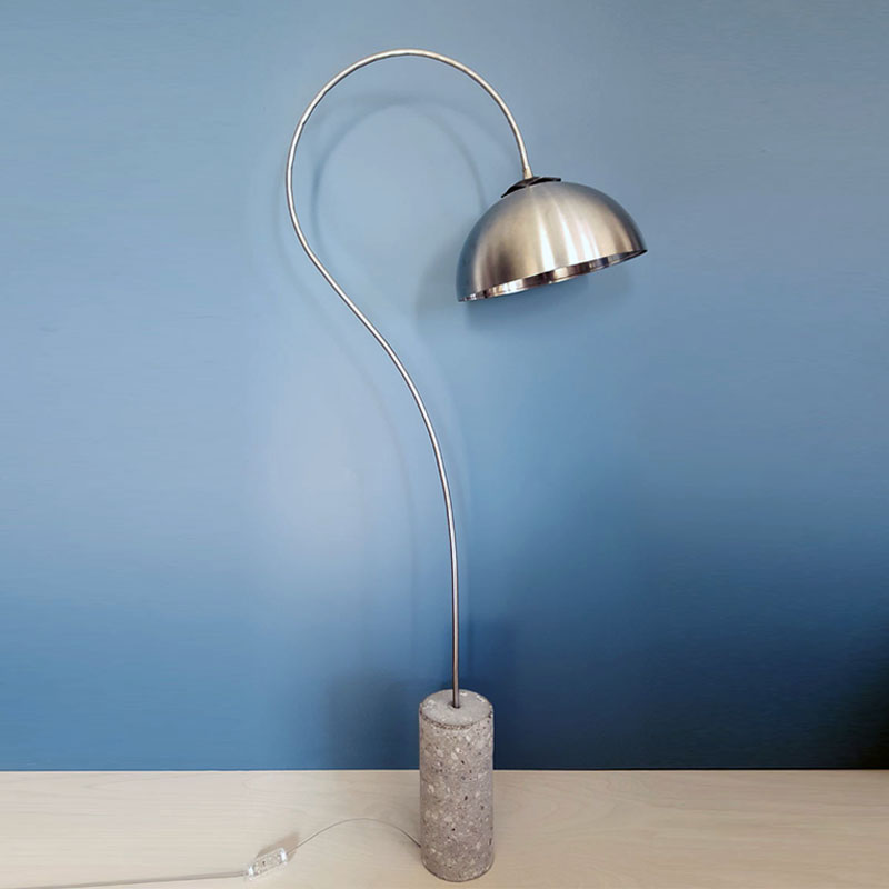 Concrete Flower - Tischlampe Beleuchtung Lampe Recycling + Upcycling = nachhaltige Designer-Möbel + Accessoires aus Leipzig