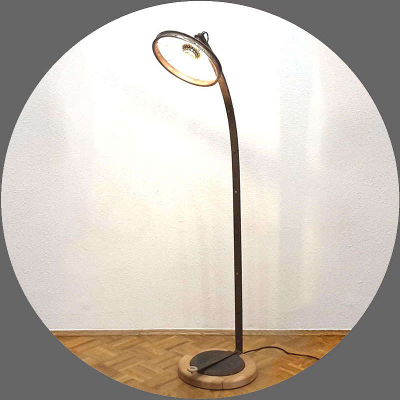 Rusty - Stehlampe Recycling & Upcycling = nachhaltige Designer-Möbel aus Leipzig
