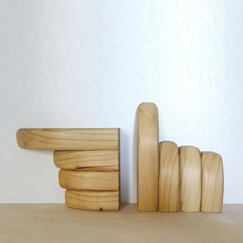 Directions - Fingerzeig Magneten Recycling + Upcycling = nachhaltige Designer-Möbel + Accessoires aus Leipzig