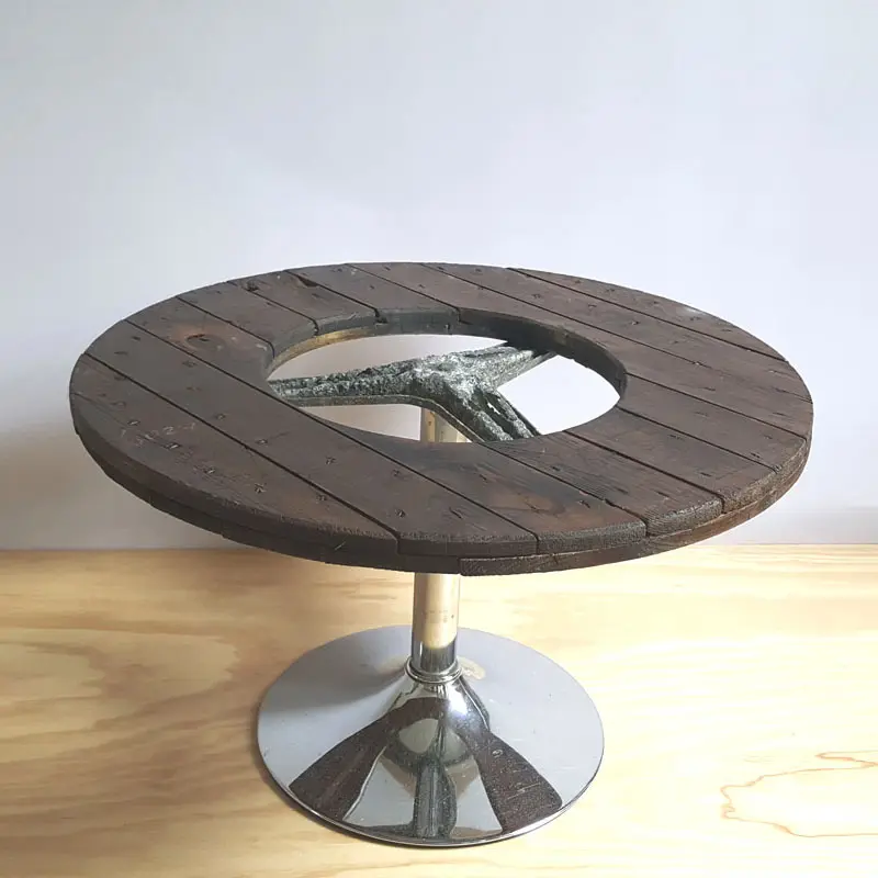 Wired - Couchtisch Beistelltisch Tisch Recycling & Upcycling = nachhaltige Designer-Möbel aus Leipzig